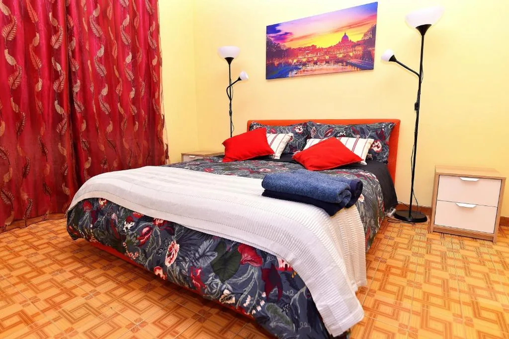 Double Room with Balcony — Roma Tiberius Suite
