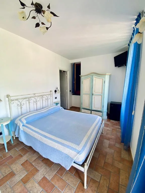Double Room with Balcony — Sandra Villa Rooms