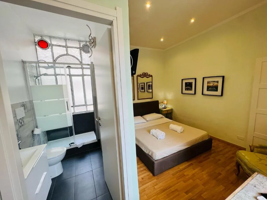 Camera Matrimoniale con Balcone — Virgilio Suite Roma