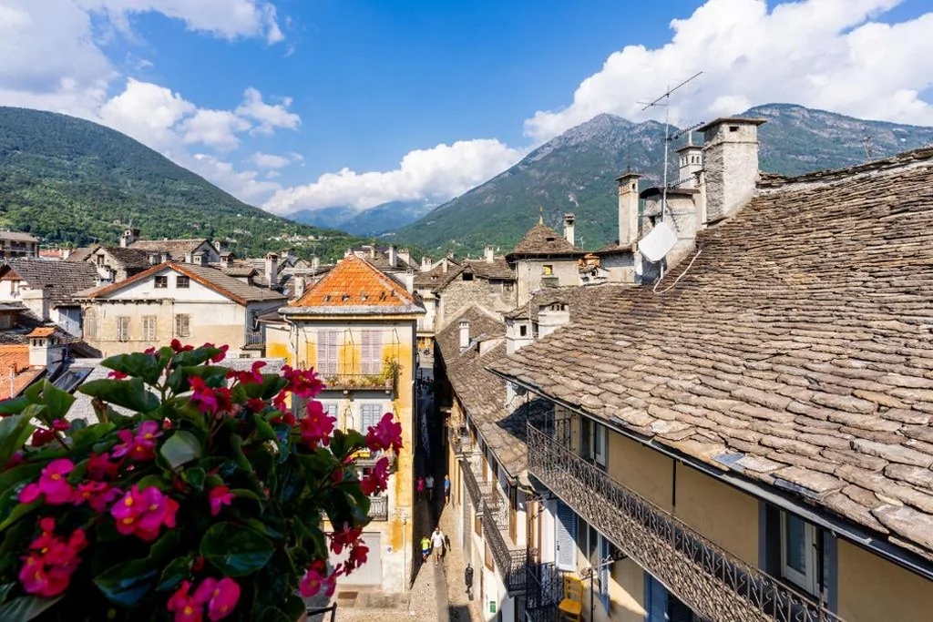 Double Room with Extra Bed — Appartamenti Da Sciolla
