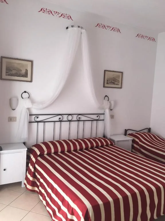 Double Room with Extra Bed — Hotel Villa Elle