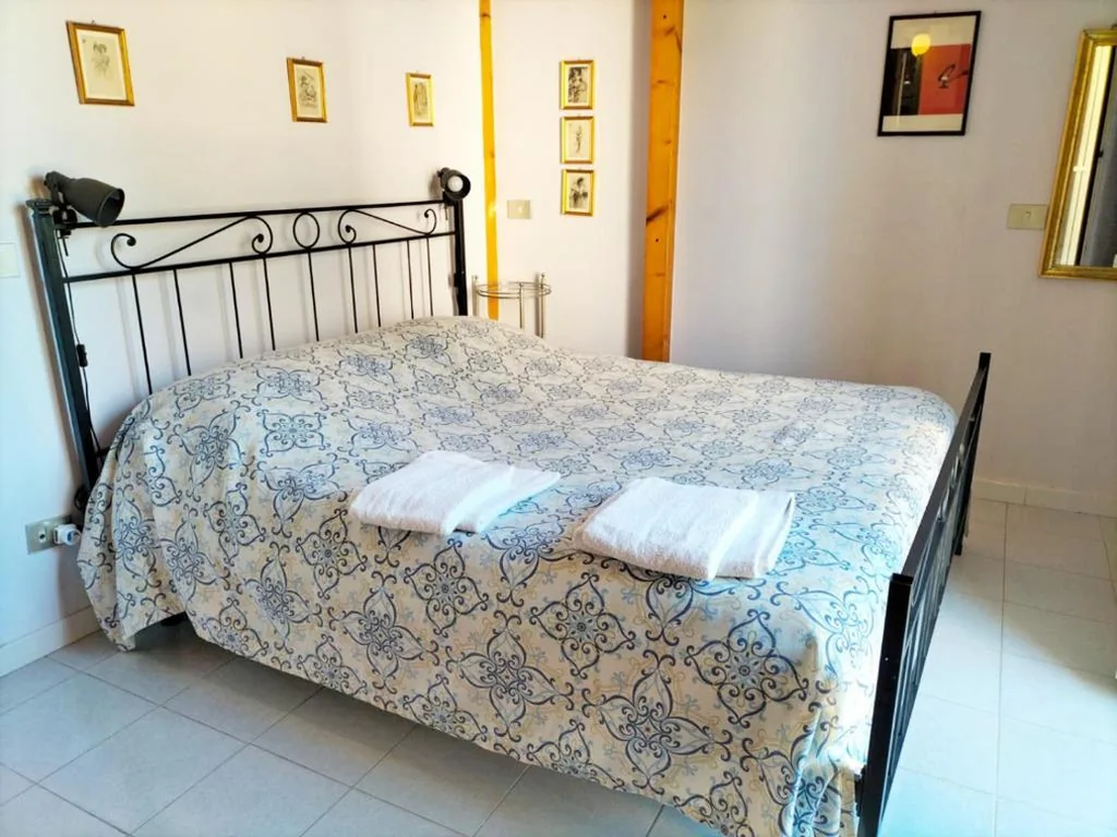 Double Room with Extra Bed — Il Camaleonte dal 2005