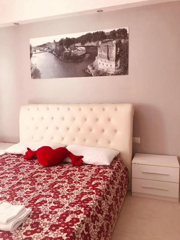 Camera Matrimoniale con Letto Supplementare — WelcomeRomaB&B