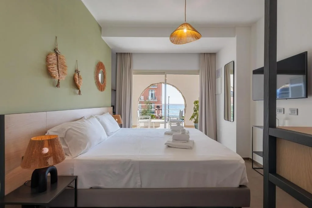 Camera Matrimoniale con Patio — Hotel Moresco