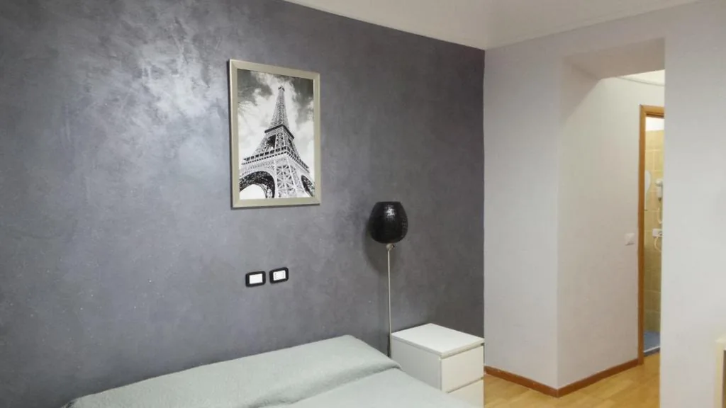 Double Room with Shared Bathroom — Richbaby