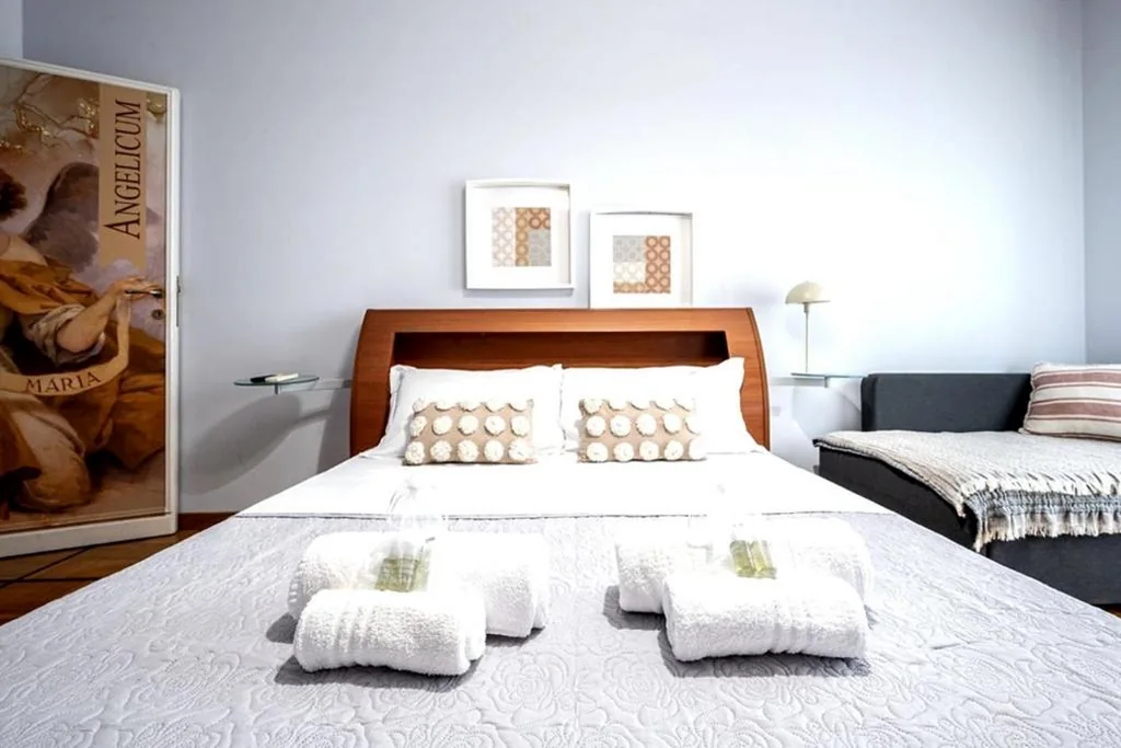Double Room with Terrace — AureumRoomsVatican