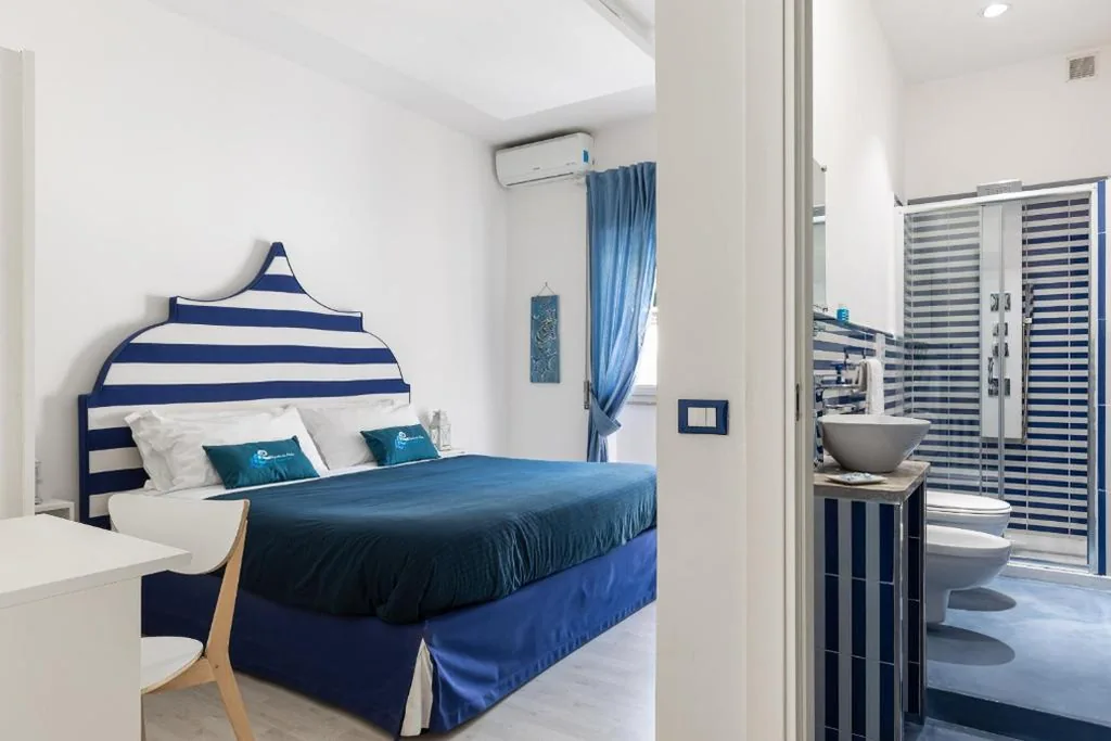 Camera Matrimoniale con Terrazza — B&B Sapore di Mare nel Blu