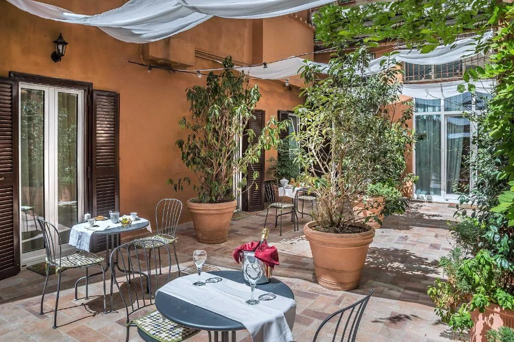 Double Room with Terrace — Ingrami Suites and Spa