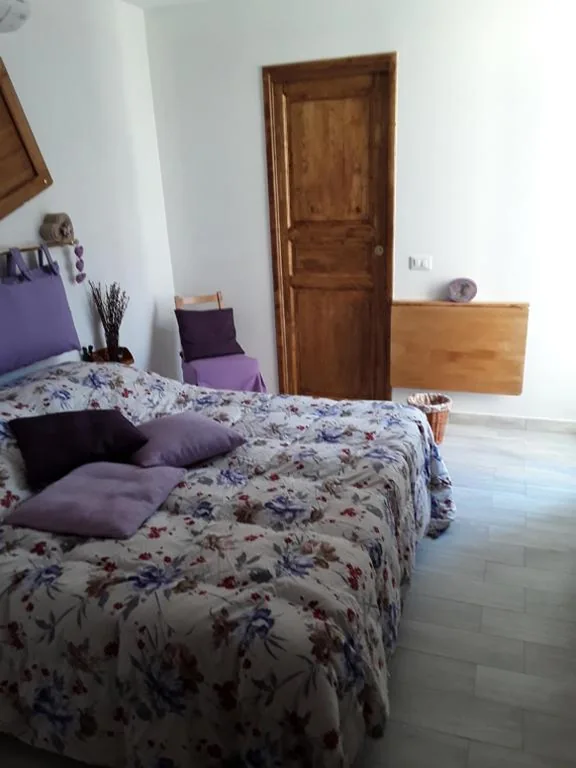 Camera Matrimoniale con Terrazza — La casetta di Giuci