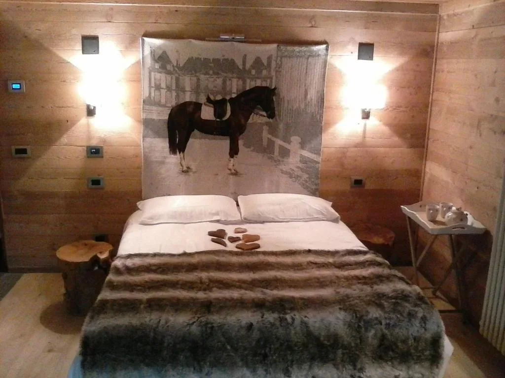 Camera Matrimoniale con Terrazza — LTHorses & Dreams