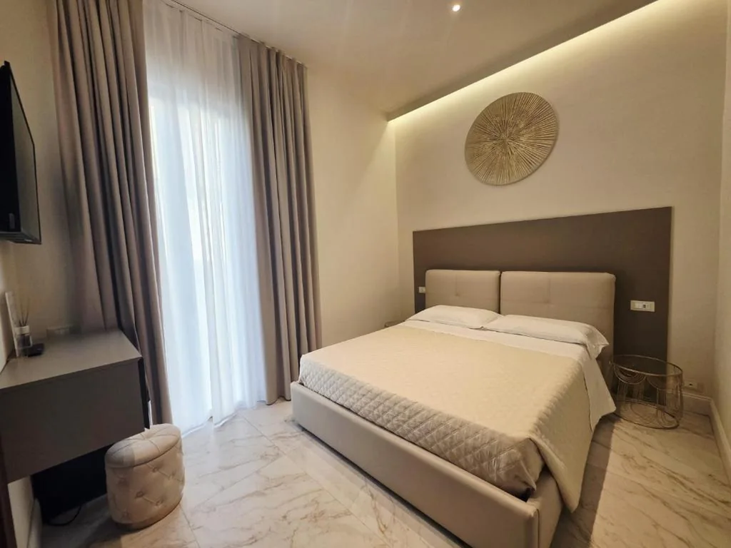 Camera Matrimoniale con Terrazza — Mirarti Boutique Hotel – Witamy