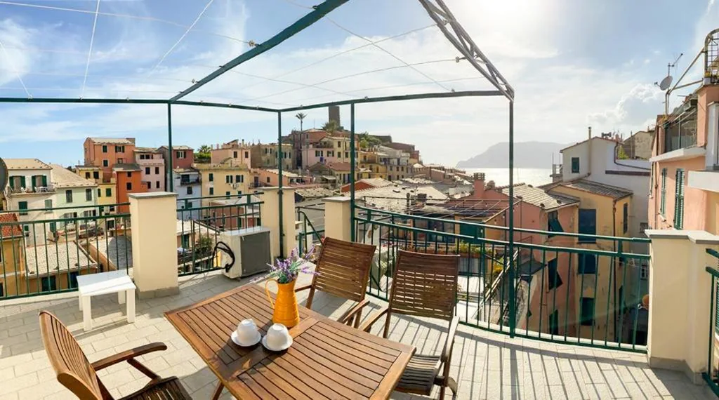 Camera Matrimoniale con Terrazza — Solemagia