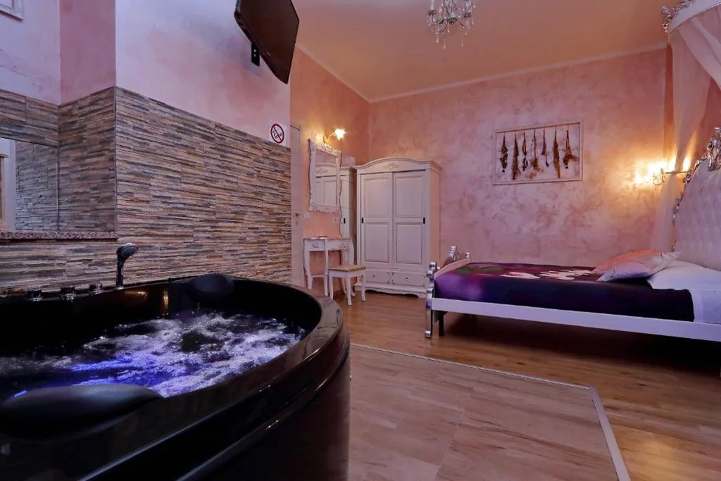 Double Room with Hot Tub — Deluxe rooms and One Chilling jacuzzi Suite Guesthouse