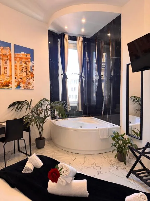Double Room with Whirlpool Tub — Re di Roma Rooftop