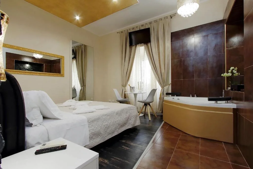 Camera Matrimoniale con Vasca Idromassaggio — Suite Paradise Rome Guest Rooms