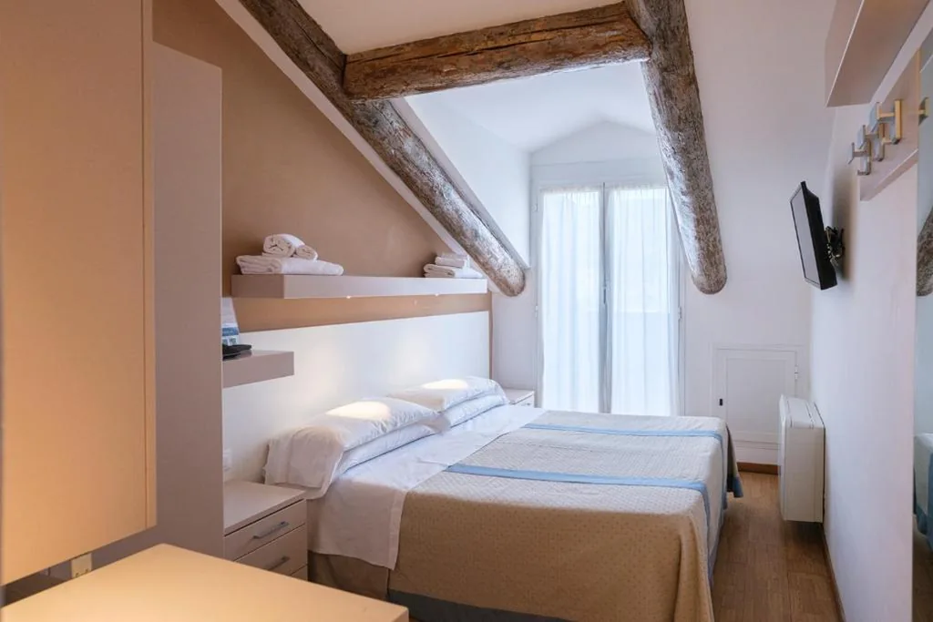 Double Room with Garden View — Hotel Melograno