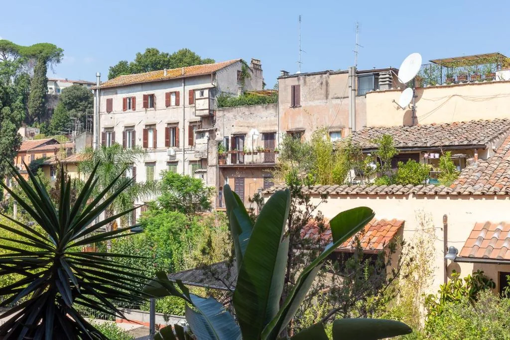 Camera Matrimoniale con Vista Giardino — La casa di Elba