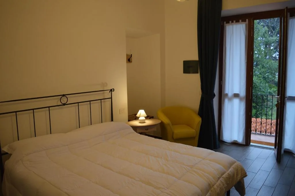 Double Room with Garden View — LA LOCANDA DELLA STAFFA