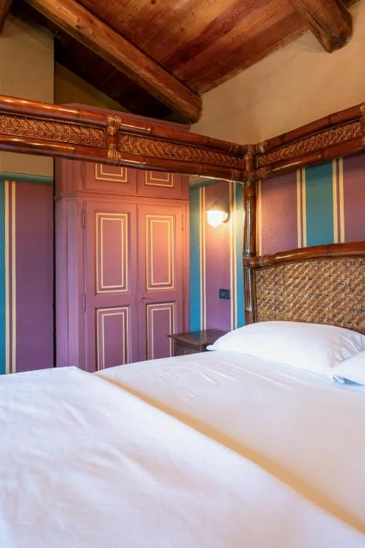 Camera Matrimoniale con Vista Giardino — Segnavento -Rooms and Suites B&B a Manta vicino Saluzzo