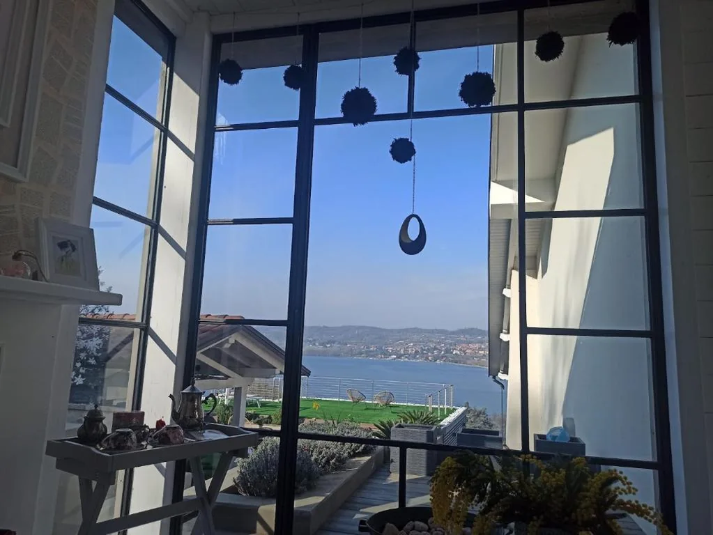Double Room with Garden View — The Lake House