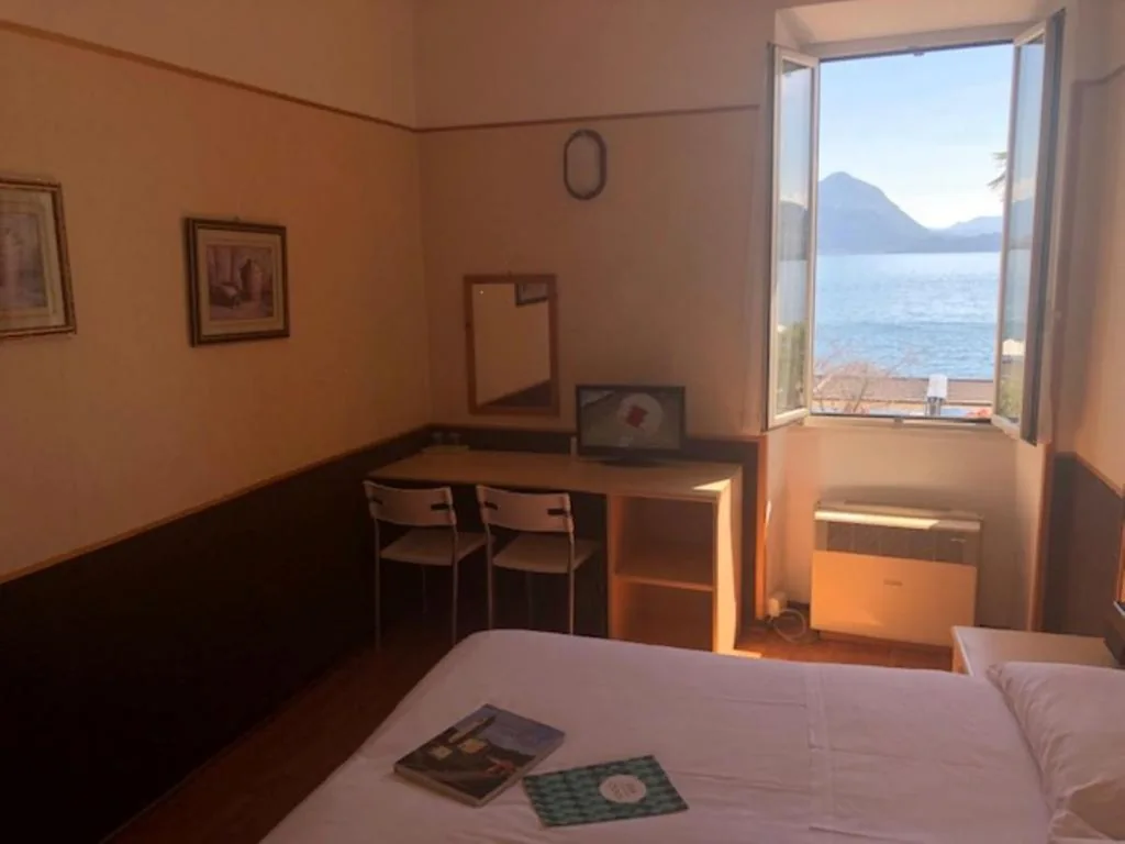 Double Room with Lake View — Hotel Eden