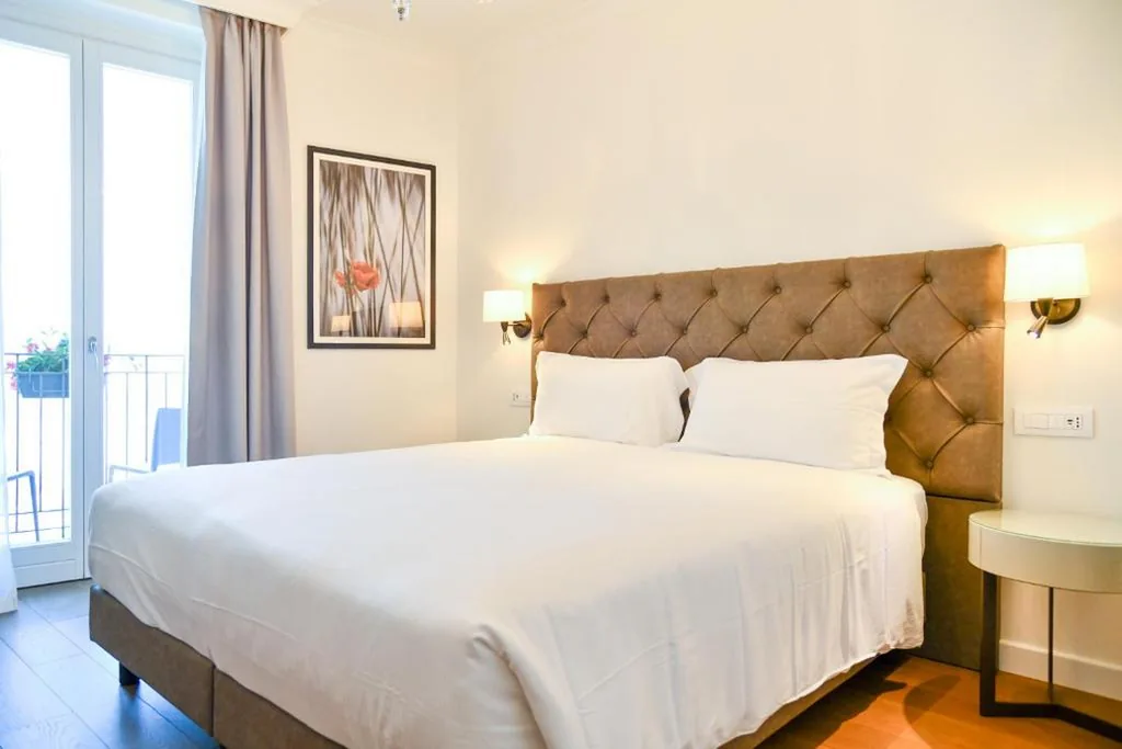 Camera Matrimoniale con Vista Lago — Sempione Boutique Hotel