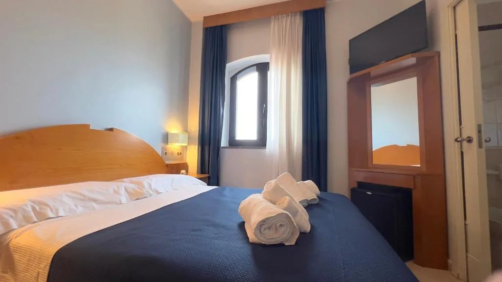 Double Room with Sea View — BAJAMAR BEACH HOTEL