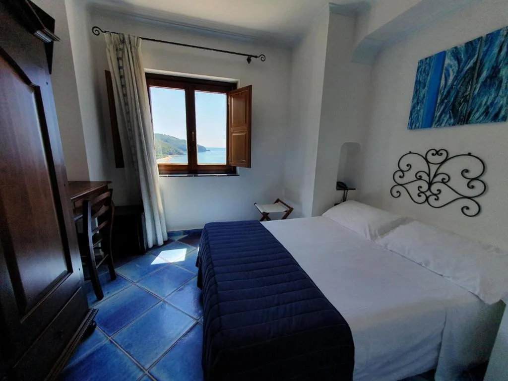 Double Room with Sea View — Hotel Corallo Sperlonga