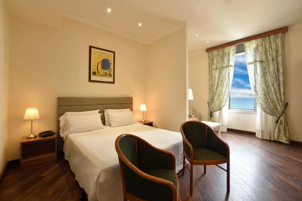 Camera Matrimoniale con Vista Mare — Hotel Europa & Concordia