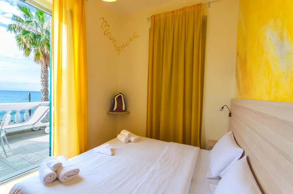 Double Room with Sea View — Hotel Villa La Brise