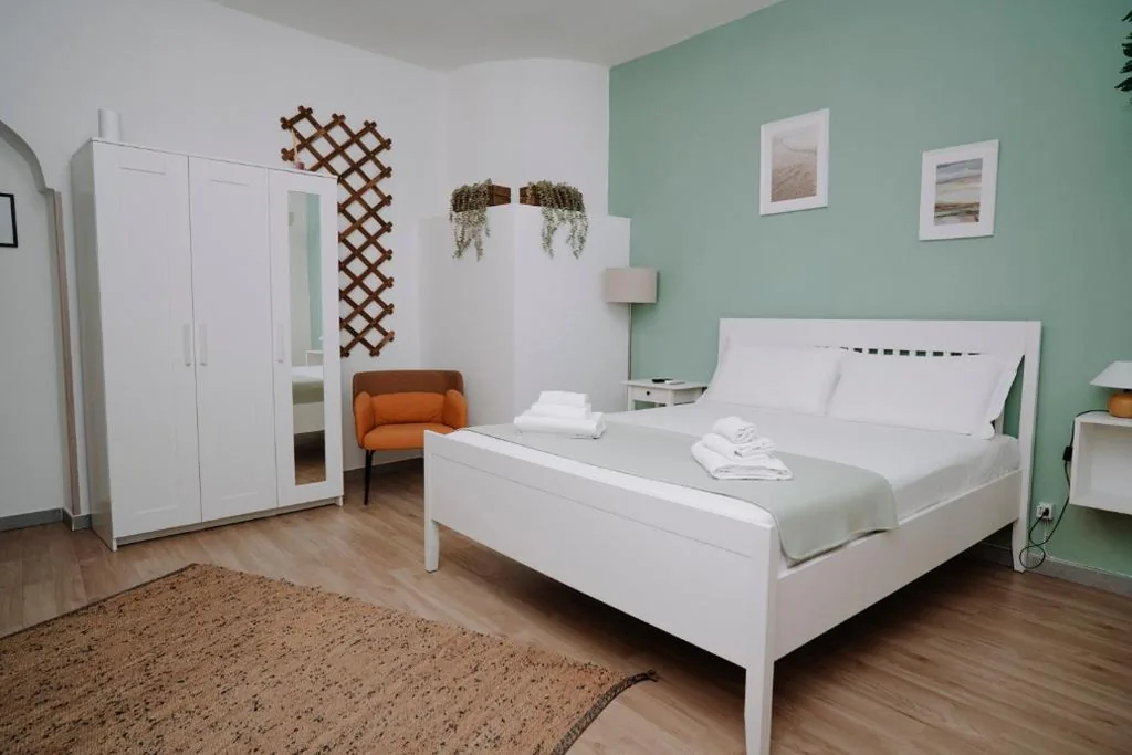 Double Room with Mountain View — Bonne Nuit Terracina