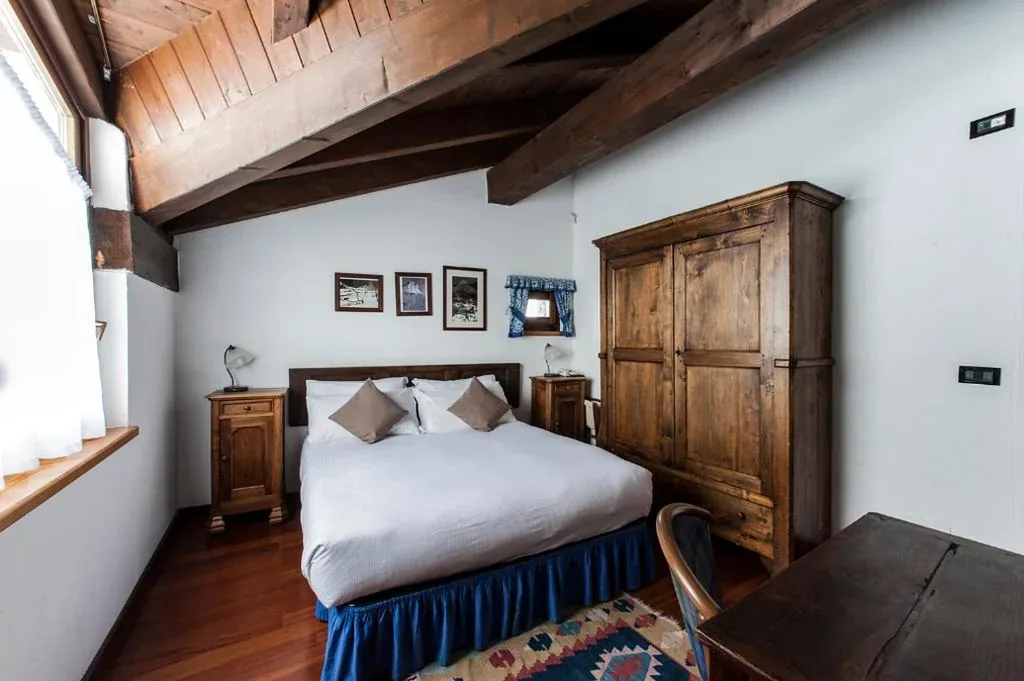Double Room with Mountain View — Hotel Baita Cretaz