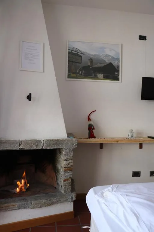 Double Room with Mountain View — Residence Weissthor