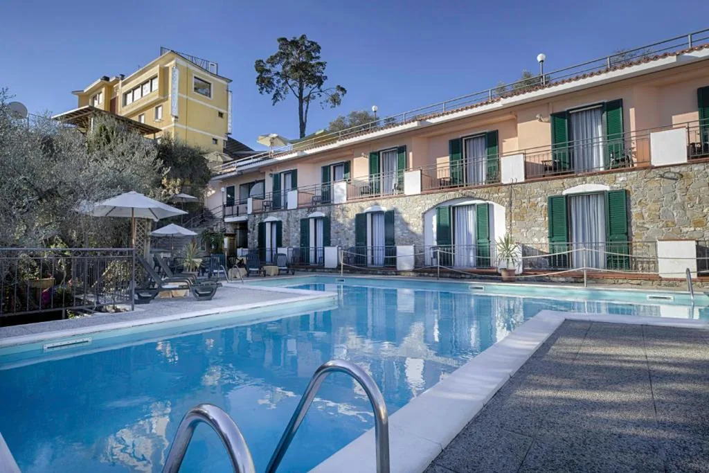 Double Room with Pool View — Ulivo