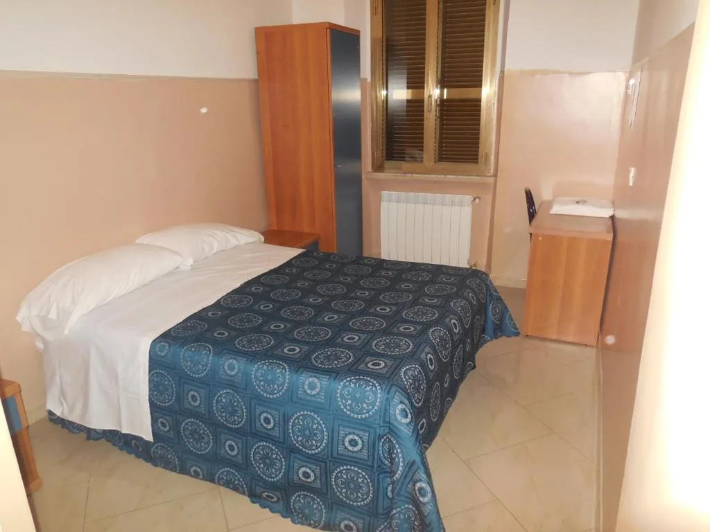 Double Room — Cressy