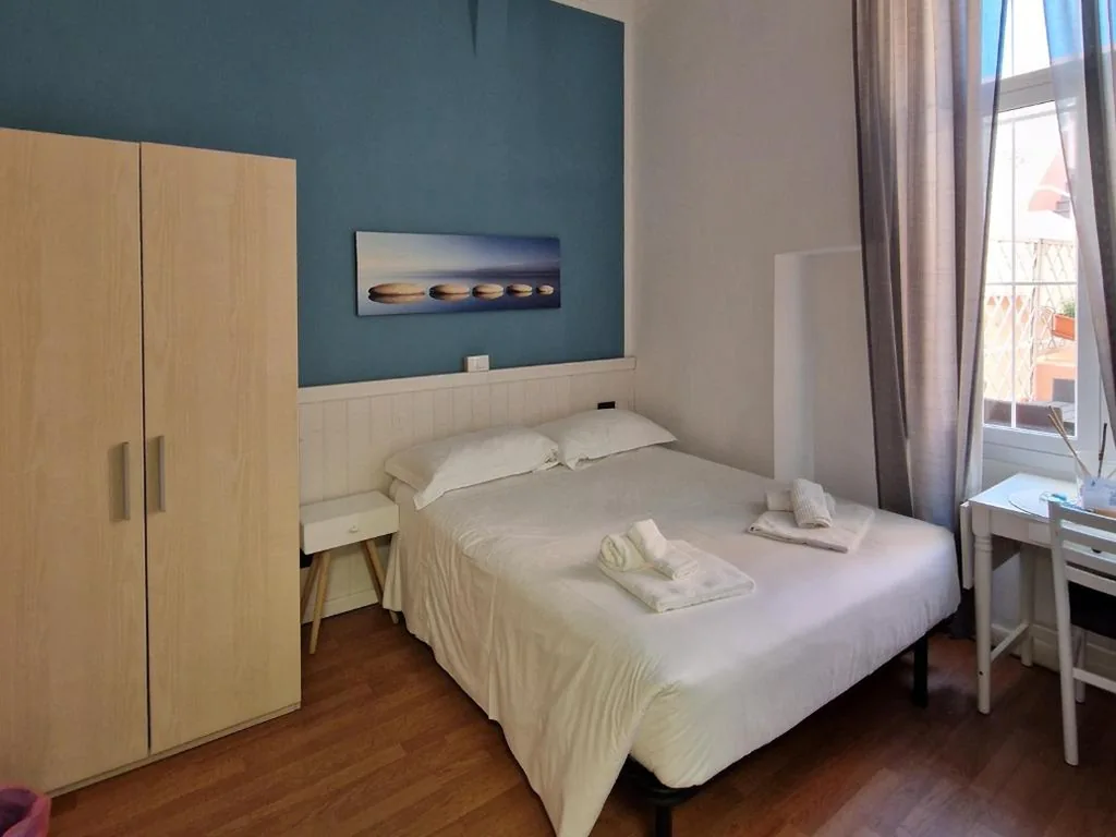 Deluxe Double Room (1 Adult + 1 Child) — Vela Bianca H & R