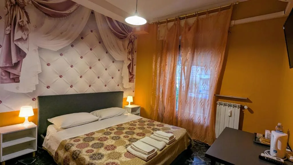 Camera Matrimoniale Deluxe (2 Adulti + 1 Bambino) — Céline