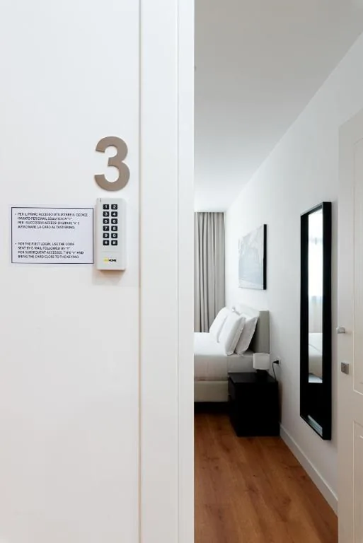 Double Deluxe Room (2 Adults + 1 Child) — Roma Mia in Trastevere