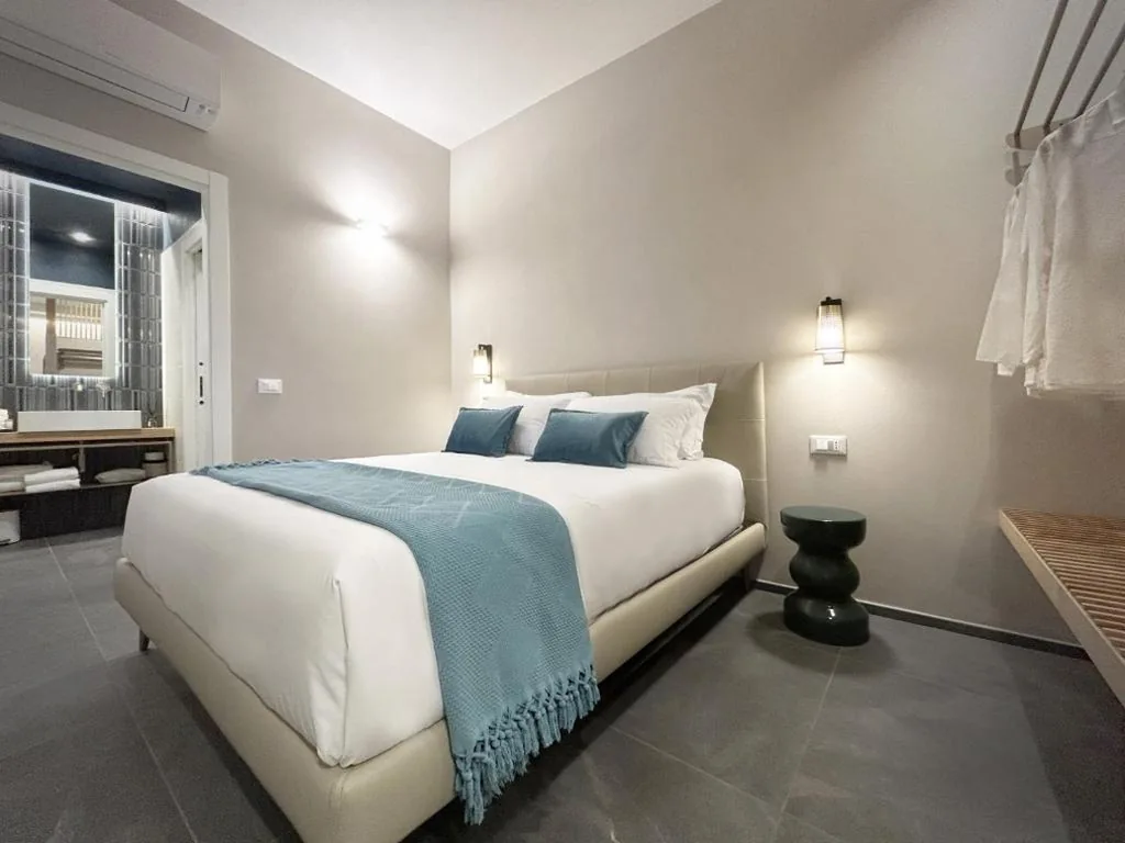 Camera Matrimoniale Deluxe — 3L Luxury Rooms