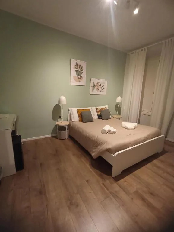 Camera Matrimoniale Deluxe — AD 111 ColaDiRienzo Rooms – by AD Roma