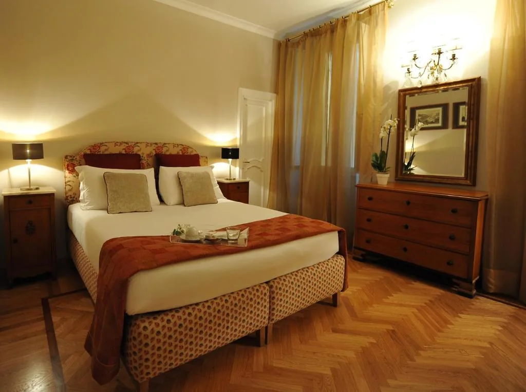 Deluxe Double Room — Angel Spagna Suite