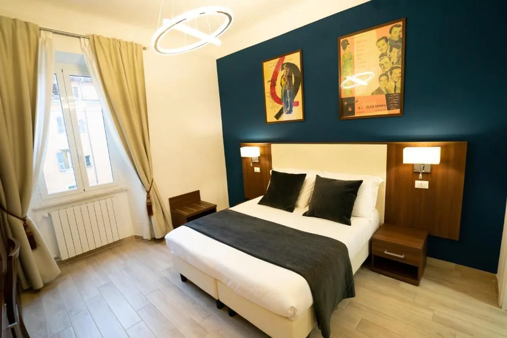 Camera Matrimoniale Deluxe — Archi di Roma Guest House