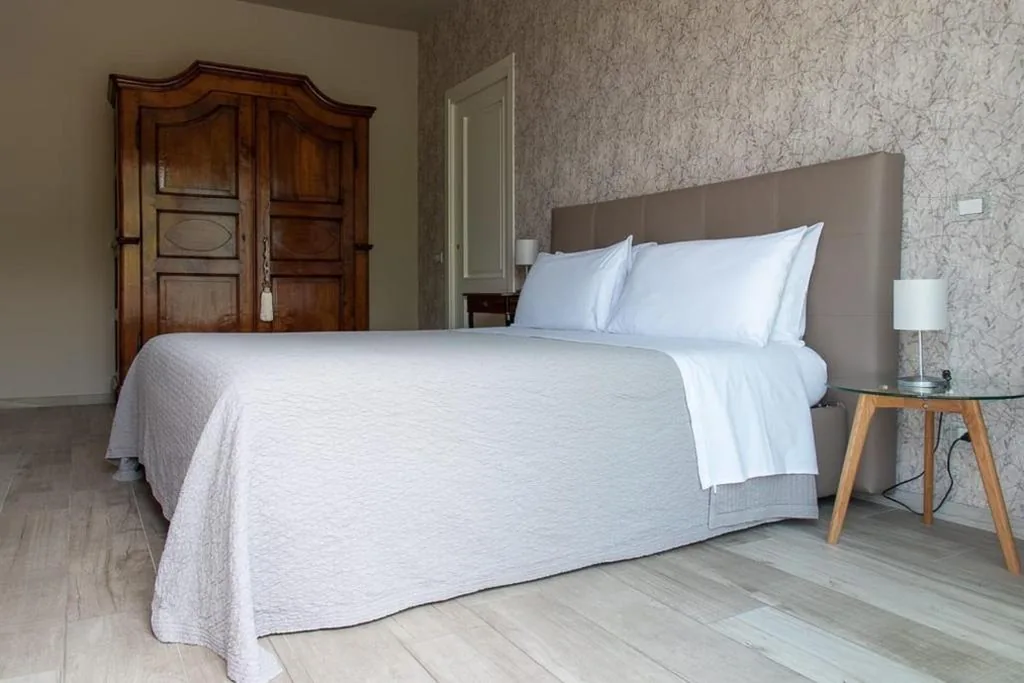 Camera Matrimoniale Deluxe — B&B Villa Fulvia