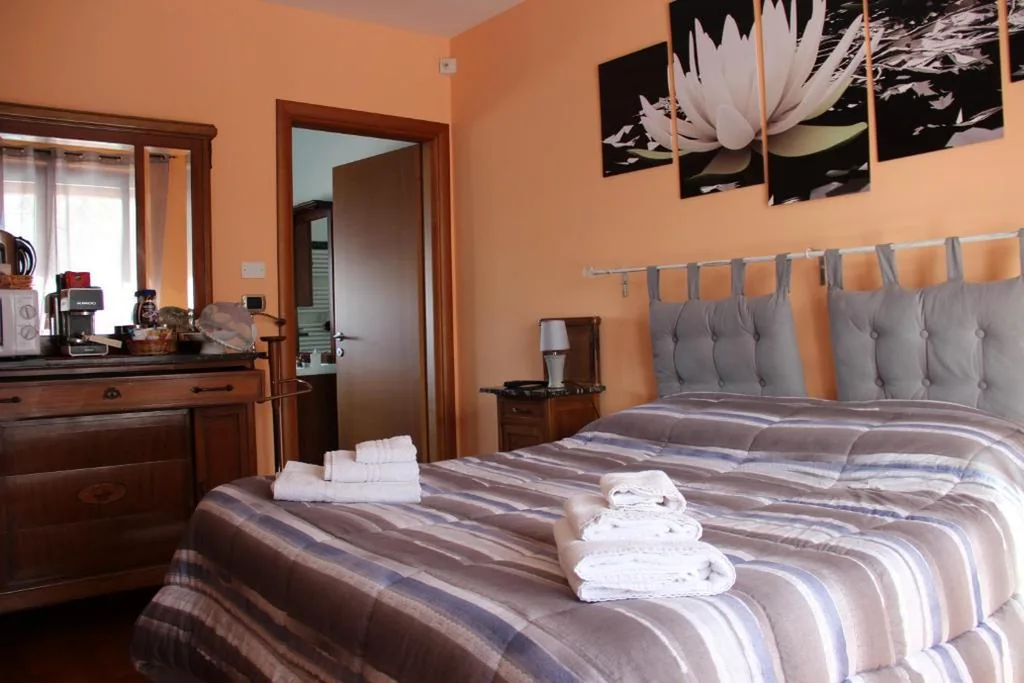 Deluxe Double Room — Bed & Breakfast Milù