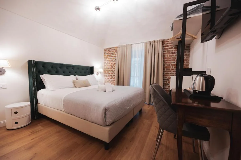 Camera Matrimoniale Deluxe — Carlo Felice Boutique Hotel