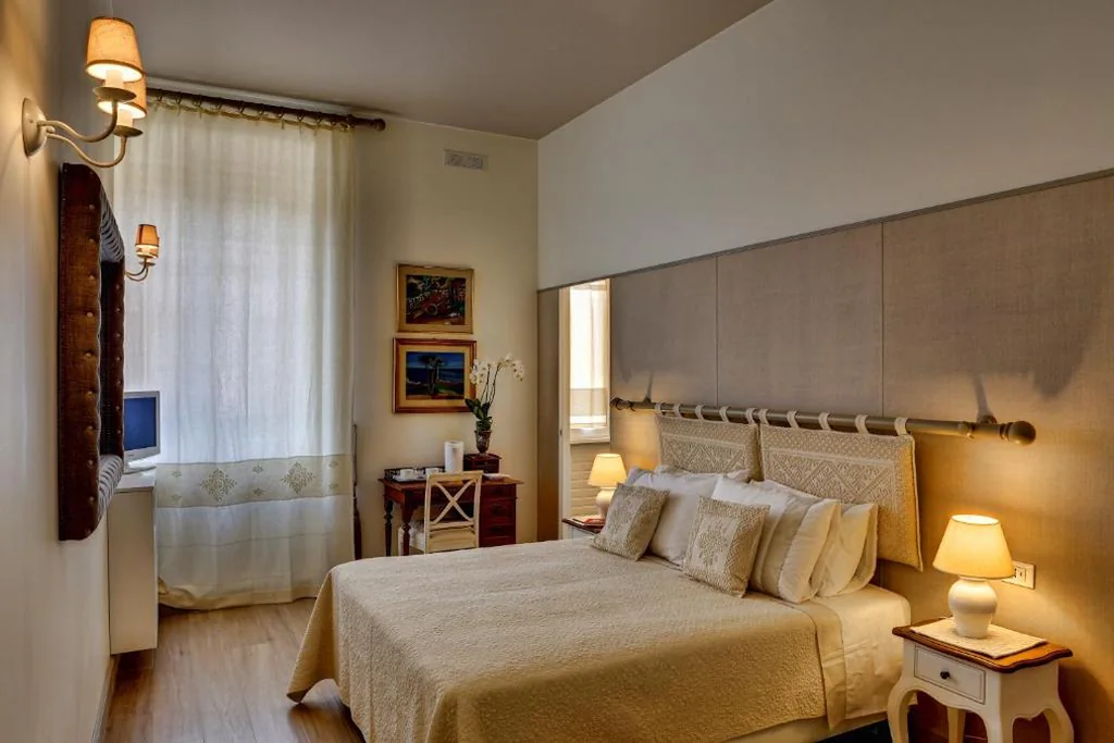 Deluxe Double Room — Casa Sotgiu Guest House
