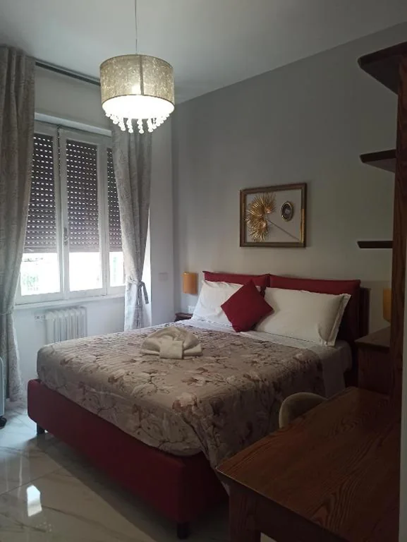 Camera Matrimoniale Deluxe con 1 Letto Supplementare — B&B Suite and Rooms San Giovanni
