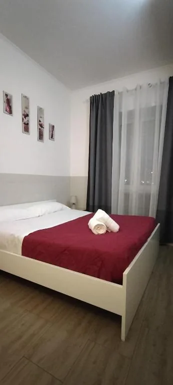 Deluxe Double Room with 1 Extra Bed — Domus Vatican Holiday’s