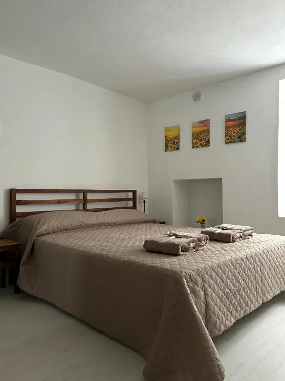 Deluxe Double Room with 1 Extra Bed — L’Oasi di Mario