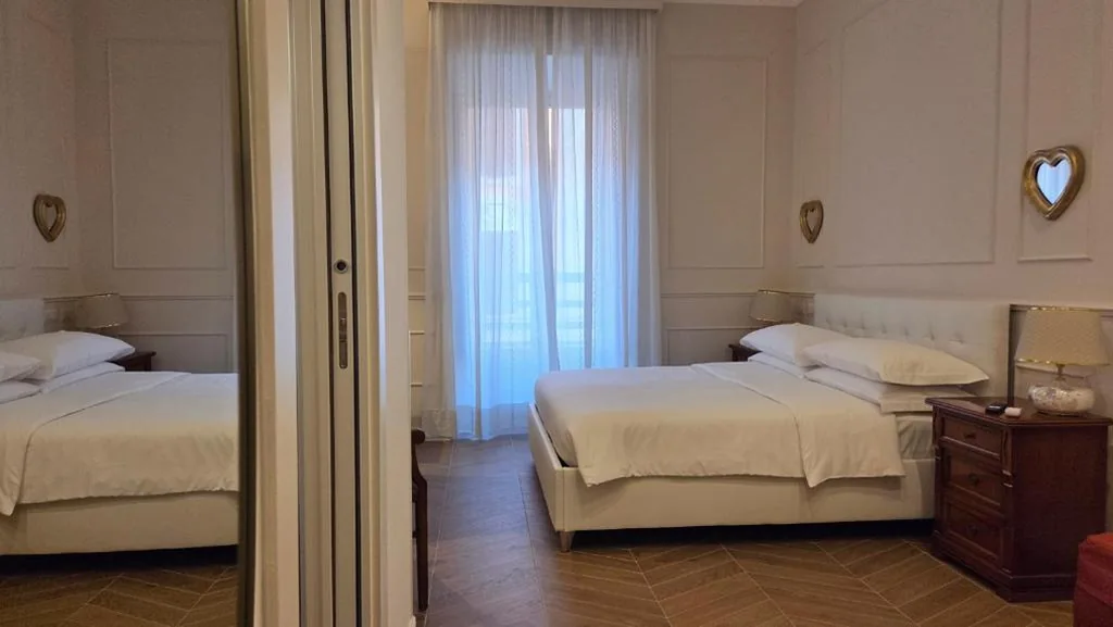 Deluxe Double Room with 1 Extra Bed — Luì & Giò Luxury Suite